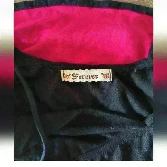 Forever 21 Color block Black Vneckline Tank Top Size Small - Picture 5 of 5